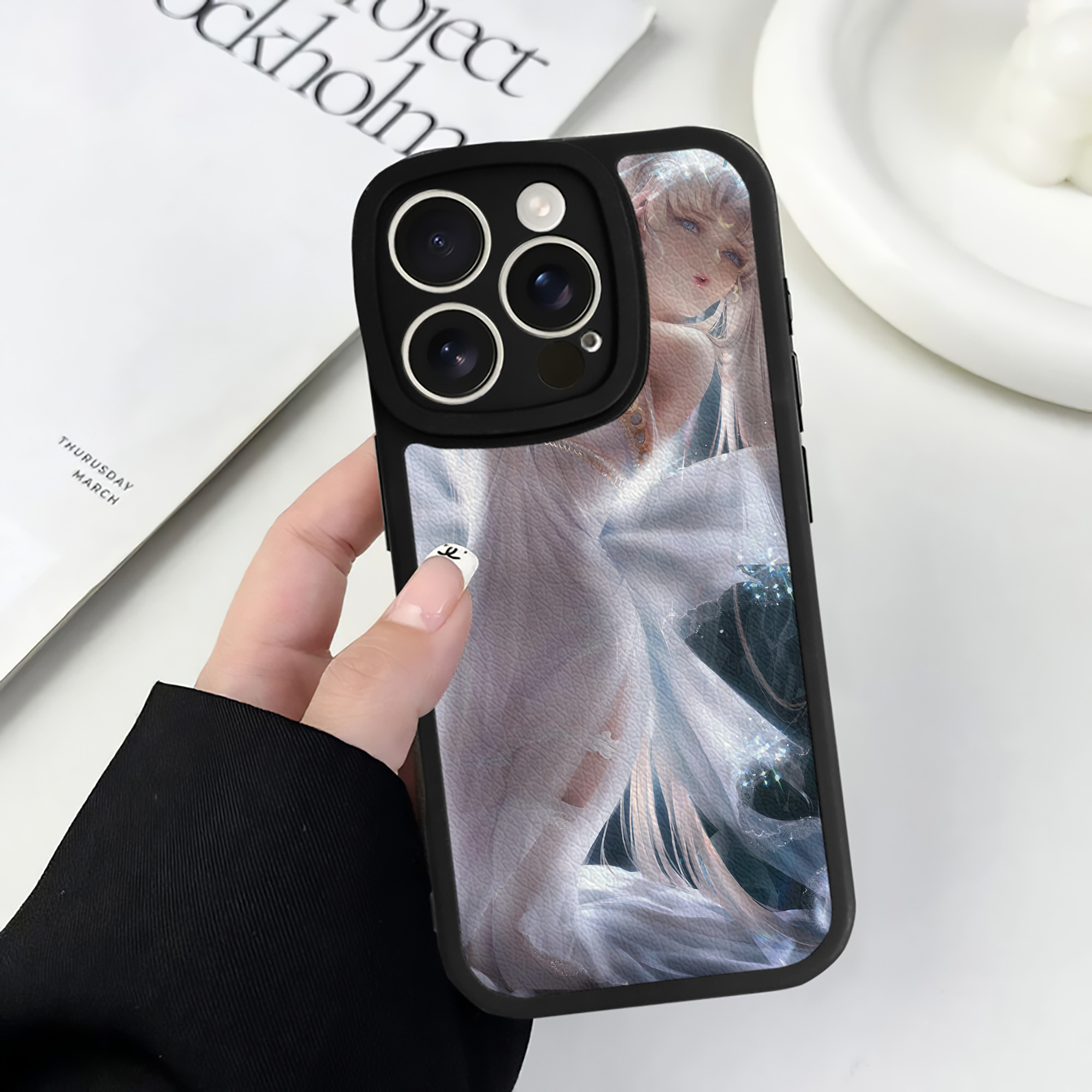 （画像用） 美少女戦士セーラームーン Sailor Moon 【iPhone 16シリーズ対応】シリコンスマホケース（レザー調） 材質：シリコン